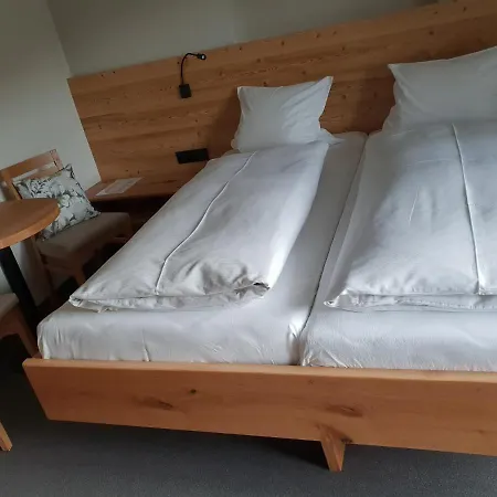 Gaestehaus Wallner Pensión 4*