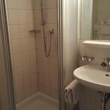 Πανσιόν Gaestehaus Wallner 3*